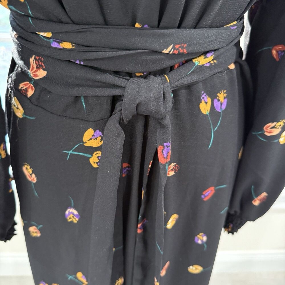 Cabi Divine Floral Full True Wrap Dress Womans Large Black Floral Smocked Wrists - Picture 7 of 10